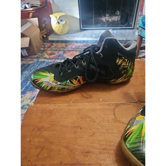 Nike LeBron 11 “Everglades” Size 11 Black And Multi-colored Good Used Condition - Picture 4 of 16